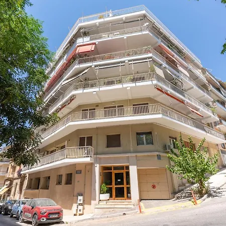Trendy 2 Bedroom 5min To Metro Apartment *