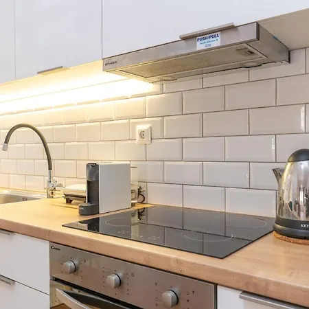 Apartment Trendy 2 Bedroom 5min To Metro Athens