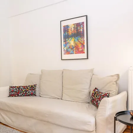 Trendy 2 Bedroom 5min To Metro * Athen